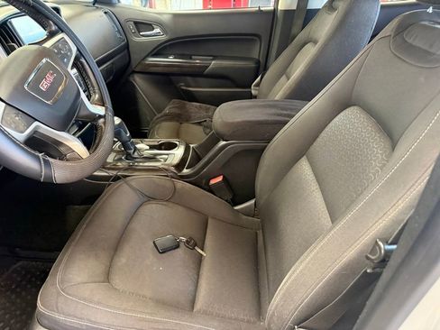 Used 2017 GMC Canyon SLE RWD image 5