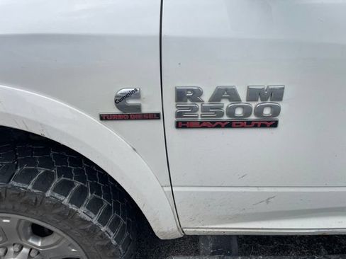 Used 2016 RAM 2500 Laramie AWD/4WD image 9