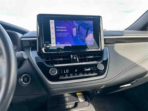 Used 2024 Toyota Corolla SE image 28