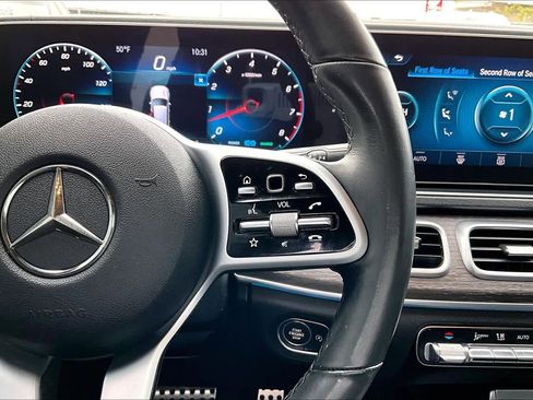 Used 2020 Mercedes-Benz GLS 580 4MATIC image 24