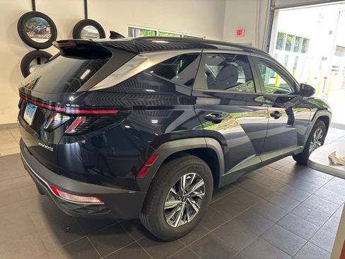 Used 2022 Hyundai Tucson Blue AWD/4WD image 15