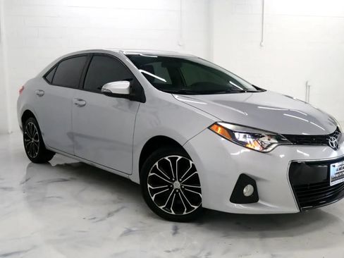 Used 2014 Toyota Corolla S FWD image 2