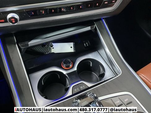 Used 2022 BMW X7 M50i image 42