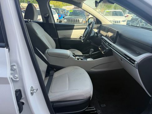 Used 2025 Hyundai Tucson SEL image 18