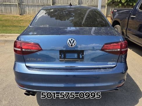 Used 2017 Volkswagen Jetta SEL FWD image 5