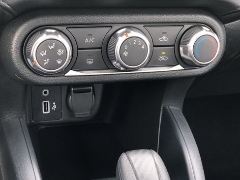 New 2025 Nissan Versa S w/ Trunk Package image 29