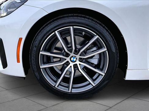 Used 2023 BMW 230i 230i w/ Convenience Package image 10