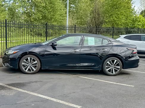 Used 2023 Nissan Maxima SV w/ Floor Mat Group image 6