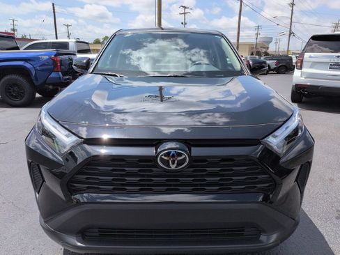 Certified 2025 Toyota RAV4 LE FWD image 8