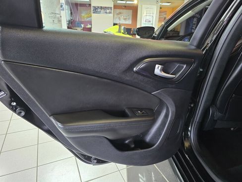 Used 2016 Chrysler 200 C w/ Navigation & Sound Group I image 11