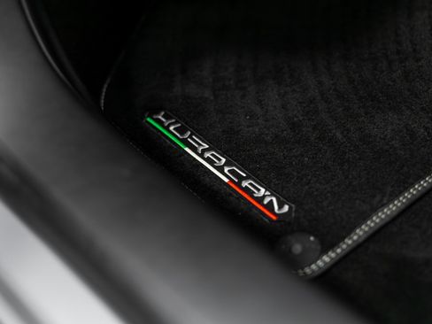 Used 2017 Lamborghini Huracan LP 610-4 Avio image 63