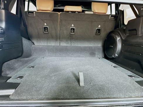 Used 2023 Jeep Wrangler Sahara w/ Cold Weather Group AWD/4WD image 28