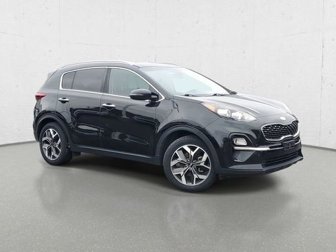 Used 2020 Kia Sportage EX FWD image 2