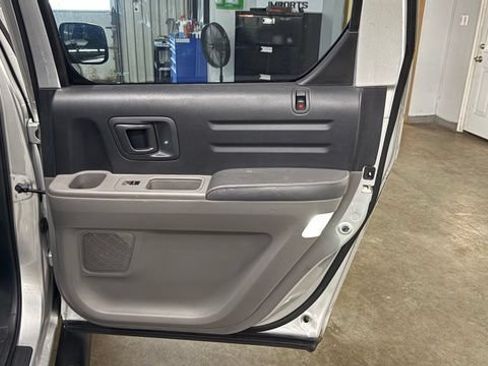Used 2009 Honda Ridgeline RT image 26