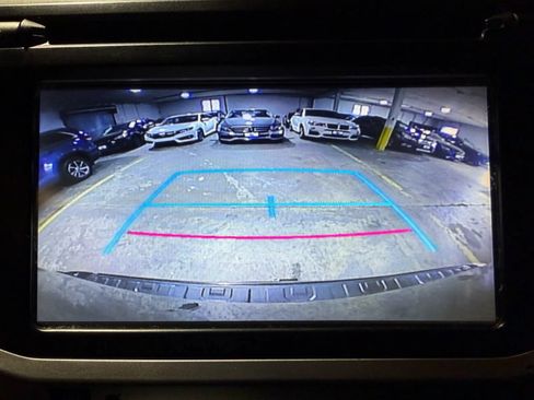 Used 2018 Toyota 4Runner Limited AWD/4WD image 18