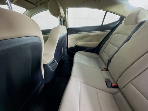 Used 2018 Hyundai Elantra SEL image 23