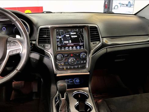 Used 2017 Jeep Grand Cherokee Trailhawk image 6