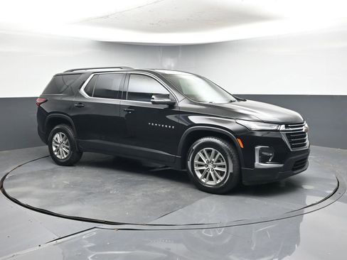 Used 2022 Chevrolet Traverse LT image 5