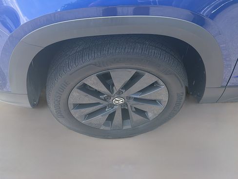 Certified 2024 Volkswagen Taos S FWD image 35