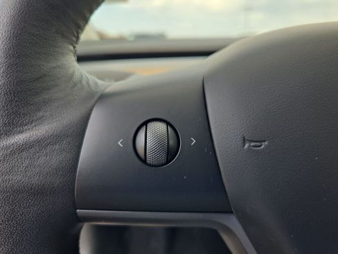 Used 2023 Tesla Model 3 Standard Range RWD image 27