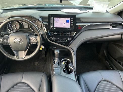 Used 2024 Toyota Camry SE image 20