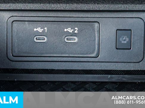 Certified 2025 Nissan Murano SV image 38