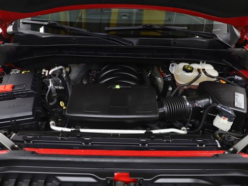 Used 2019 GMC Sierra 1500 SLE w/ SLE Value Package image 34