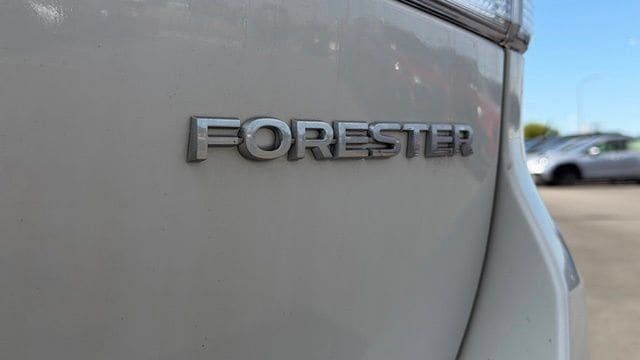 Used 2024 Subaru Forester Premium AWD/4WD image 11