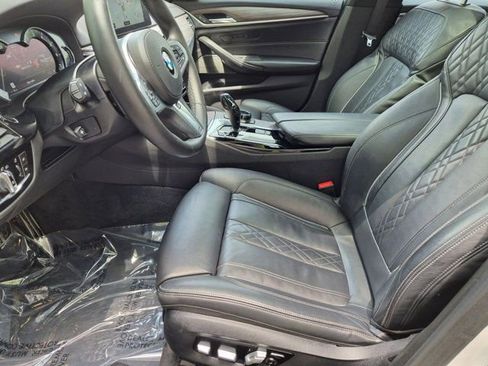 Used 2018 BMW M550i xDrive AWD/4WD image 9