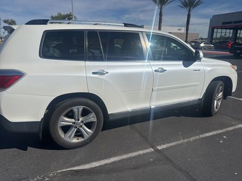 Used 2012 Toyota Highlander Limited w/ Tow Pkg image 5