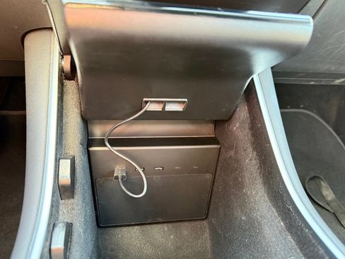 Used 2019 Tesla Model 3 RWD image 18