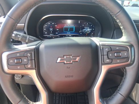 Used 2023 Chevrolet Tahoe Z71 w/ Luxury Package AWD/4WD image 13