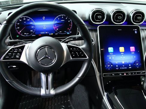 Used 2025 Mercedes-Benz C 300 4MATIC Sedan image 6