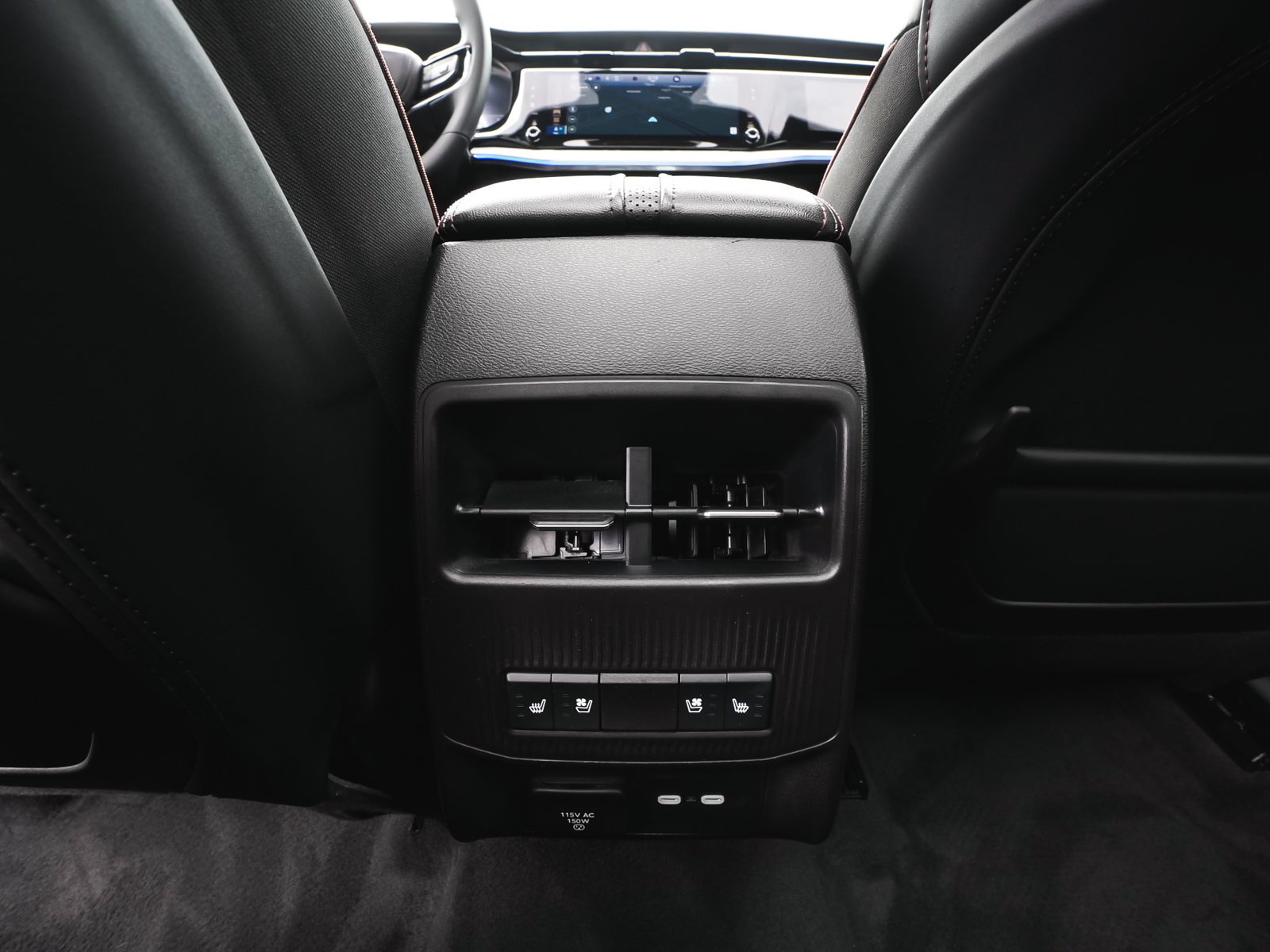 Used 2024 Jeep Wagoneer Launch Edition AWD/4WD image 39