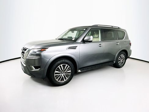 Used 2021 Nissan Armada SL w/ Captain's Chairs Package image 4