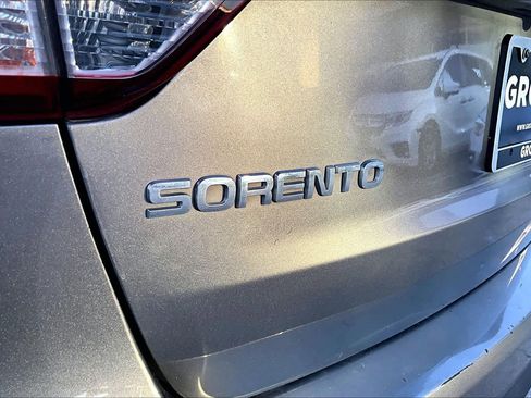 Used 2014 Kia Sorento LX image 29