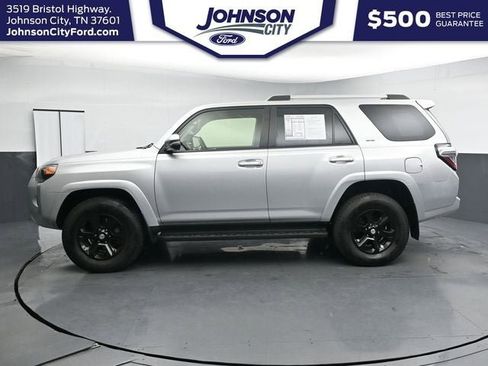 Used 2024 Toyota 4Runner SR5 Premium AWD/4WD image 7