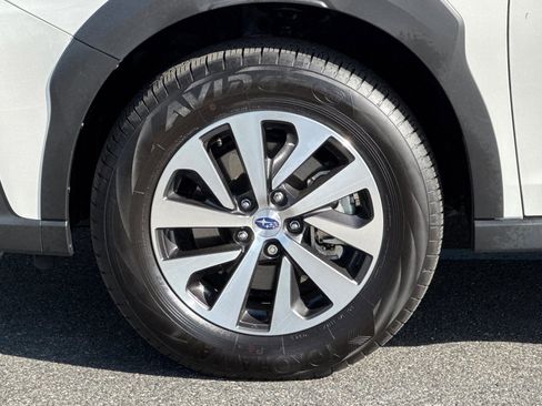 Certified 2025 Subaru Outback Premium image 28