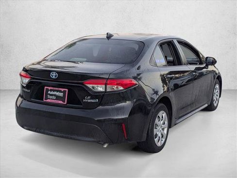 Certified 2024 Toyota Corolla LE image 5