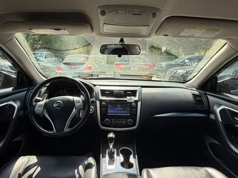 Used 2018 Nissan Altima 2.5 SR w/ SR Special Edition FWD image 15