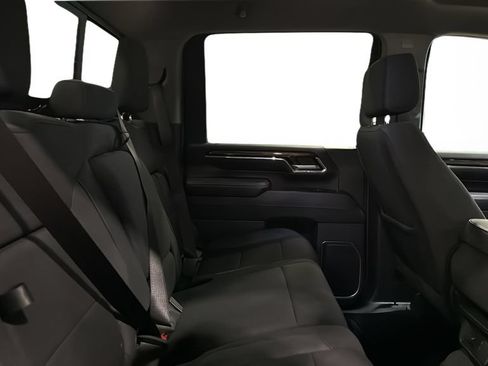 Used 2024 GMC Sierra 2500 SLE w/ SLE Value Package AWD/4WD image 15