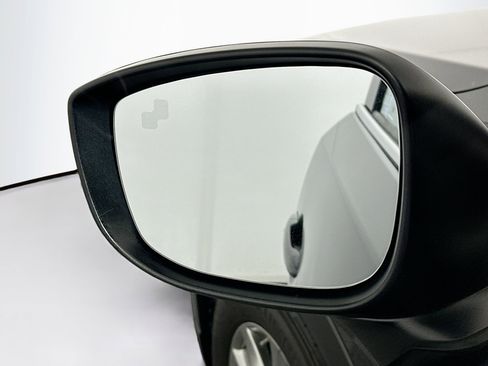 Used 2019 MAZDA CX-9 Touring w/ Touring Premium Package image 16