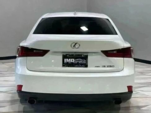 Used 2014 Lexus IS 250 250 w/ Luxury Package w/Brown Wood image 7