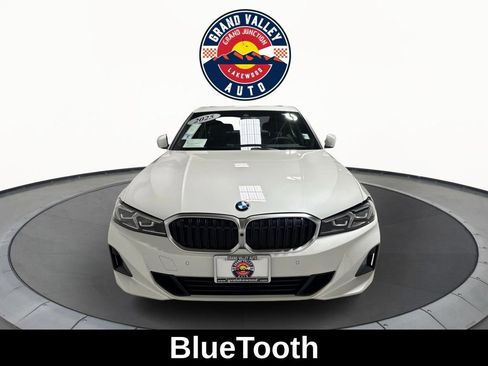 Used 2025 BMW 330i xDrive Sedan image 4