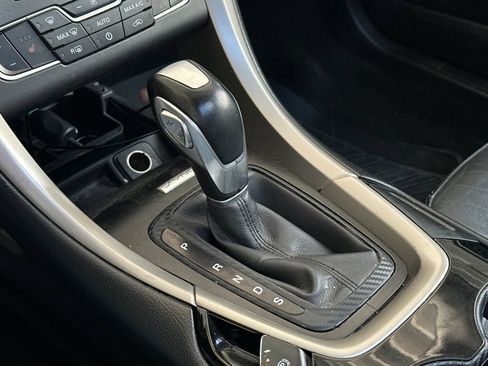 Used 2016 Ford Fusion SE w/ Equipment Group 202A image 19