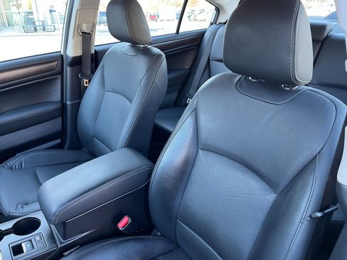 Used 2016 Subaru Legacy 3.6R Limited image 8