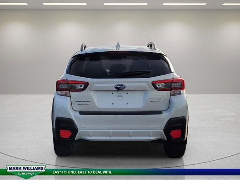 Used 2021 Subaru Crosstrek 2.0i Premium image 5