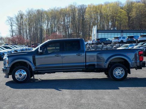 Used 2025 Ford F450 Platinum w/ FX4 Off-Road Package AWD/4WD image 8