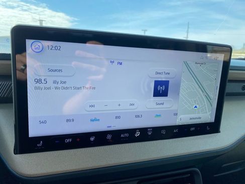 New 2026 Ford Maverick Lariat image 20