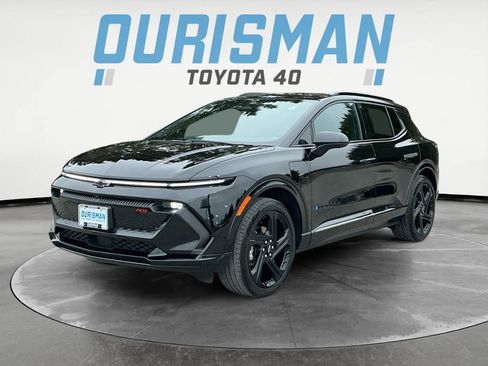 Used 2025 Chevrolet Equinox EV RS image 3